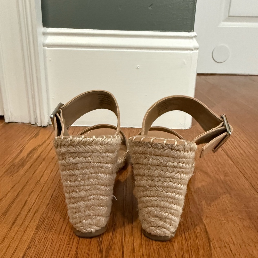 Steve Madden Rattan Wedge Sandals - Picture 3 of 6